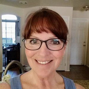 Meet your Posher, Roxie